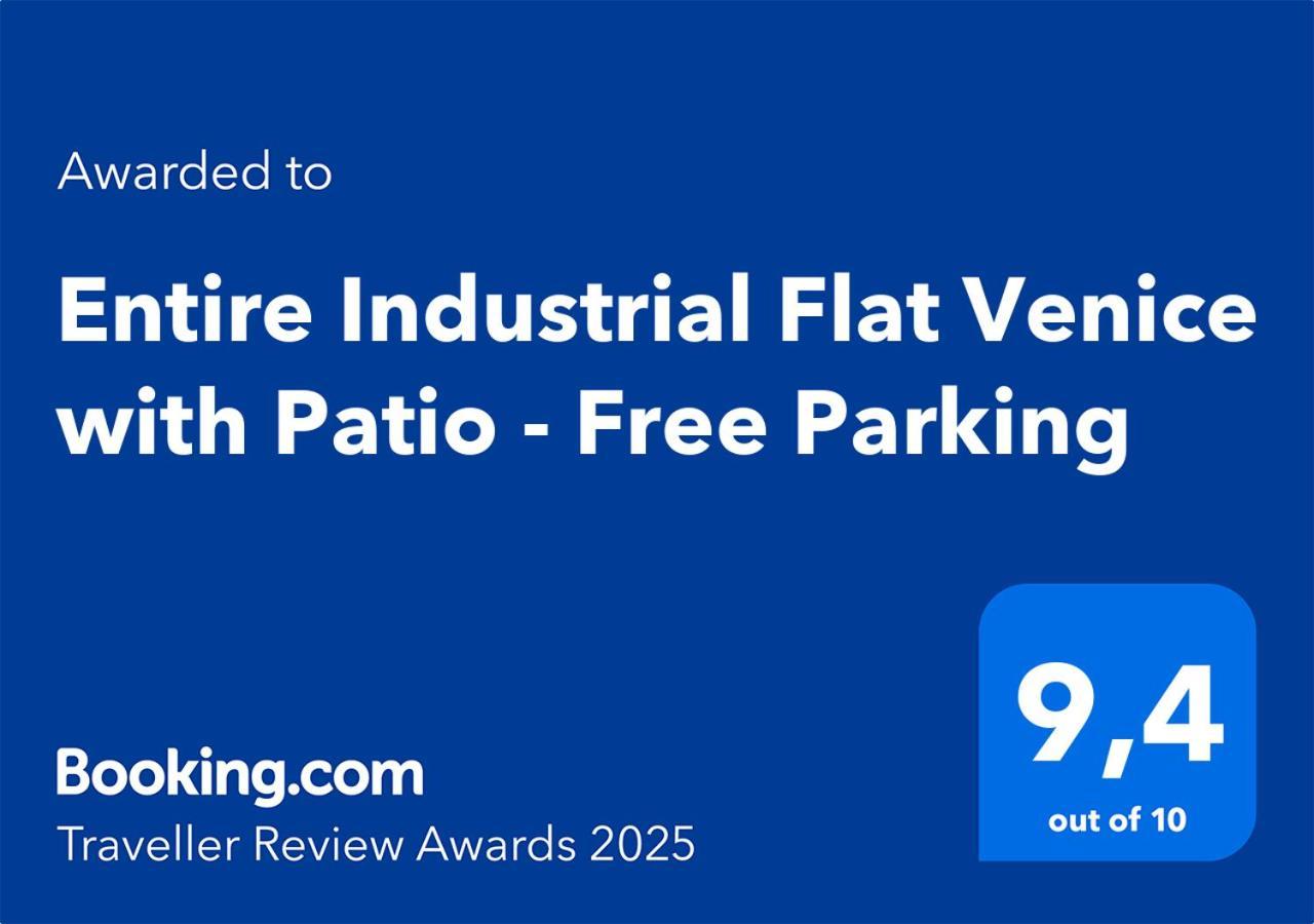 Apartment Entire Industrial Flat Venice With Patio - Free Parking *